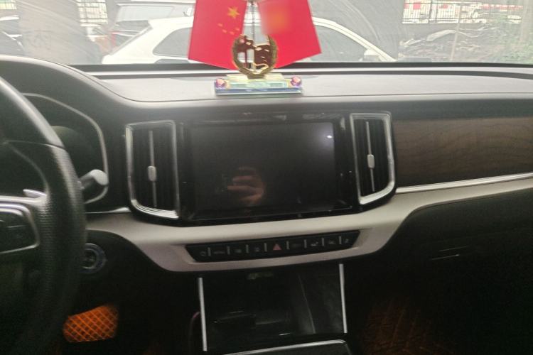 Used Hongqi HS7 2019 3.0T Automatic All-Wheel Drive Smart Connect Flagship Edition Audio And AC Panel