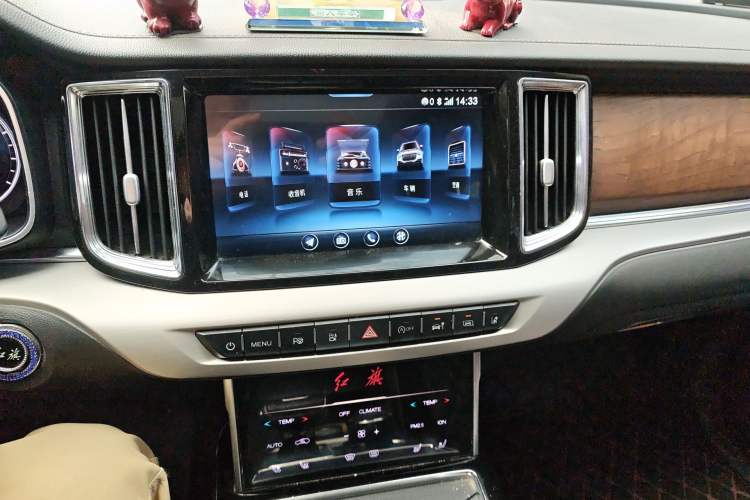 Used Hongqi HS7 2019 3.0T Automatic All-Wheel Drive Smart Connect Flagship Edition Audio And AC Panel