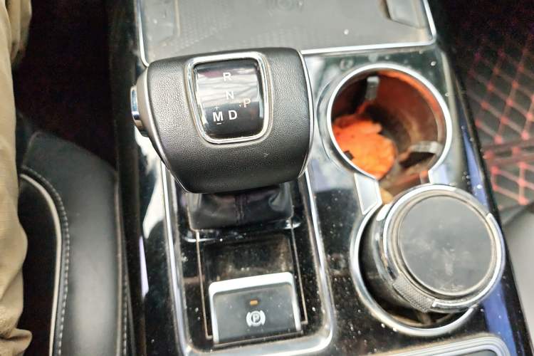 Used Hongqi HS7 2019 3.0T Automatic All-Wheel Drive Smart Connect Flagship Edition Gear Lever