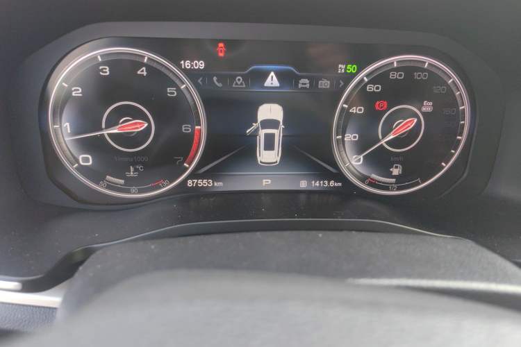 Used Hongqi HS7 2019 3.0T Automatic All-Wheel Drive Smart Connect Flagship Edition Odometer Close Up
