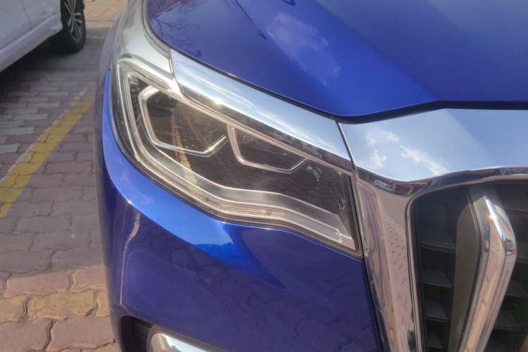 Used Hongqi HS7 2019 3.0T Automatic All-Wheel Drive Smart Connect Flagship Edition Right Front Headlight