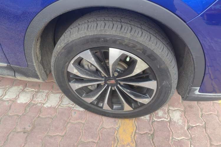 Used Hongqi HS7 2019 3.0T Automatic All-Wheel Drive Smart Connect Flagship Edition Right Front Wheel Hub