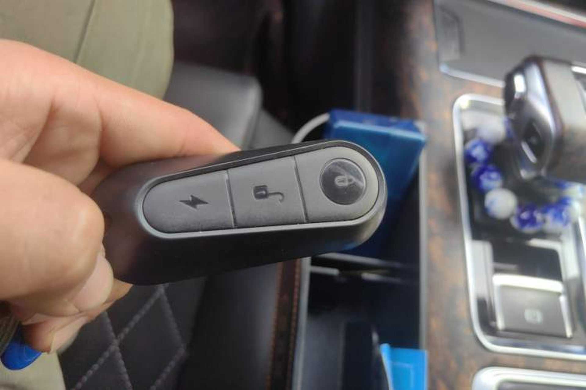 Used Hongqi HS7 2019 3.0T Automatic All-Wheel Drive Smart Connect Flagship Edition Vehicle Key