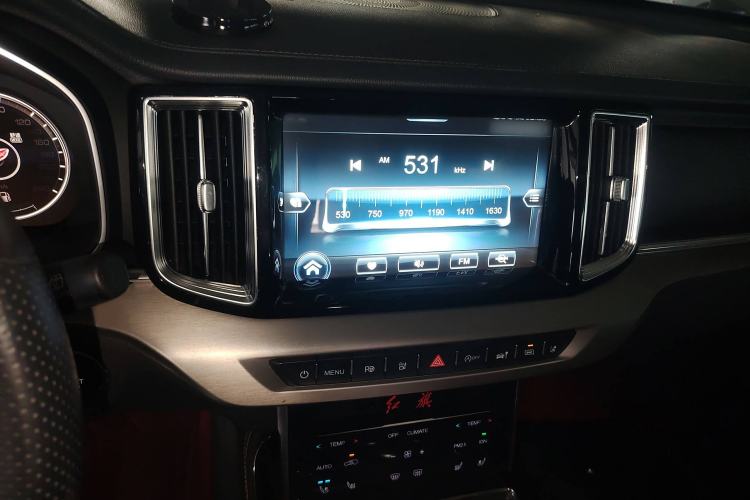 Used Hongqi HS7 2019 3.0T Automatic All-Wheel Drive Smart Connect Flagship Edition Audio And AC Panel