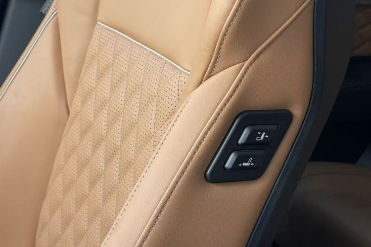 Used Hongqi HS7 2019 3.0T Automatic All-Wheel Drive Smart Connect Flagship Edition Interior 6