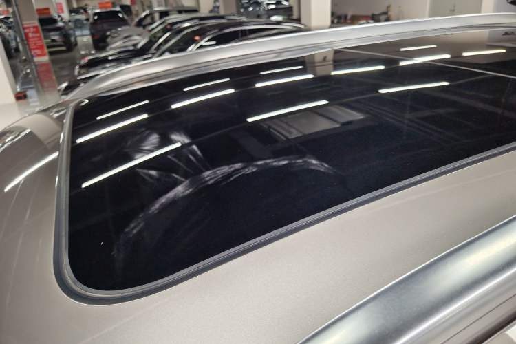 Used Hongqi HS7 2019 3.0T Automatic All-Wheel Drive Smart Connect Flagship Edition Exterior 11