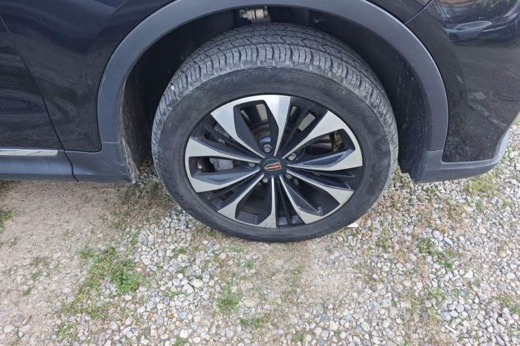 Used Hongqi HS7 2019 3.0T Automatic All-Wheel Drive Smart Connect Flagship Edition Right Front Wheel Hub