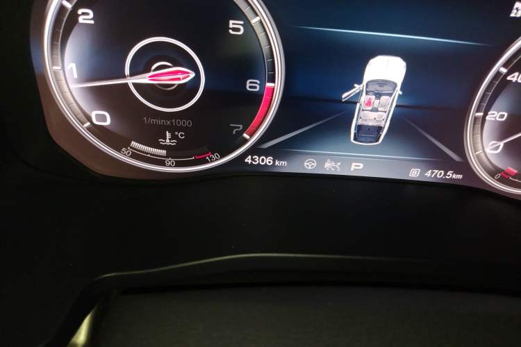 Used Hongqi HS7 2019 3.0T Automatic All-Wheel Drive Smart Connect Flagship Edition Odometer Close Up