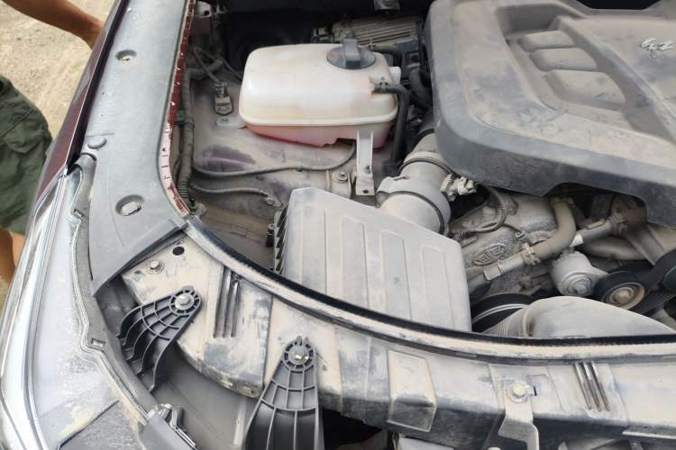 Used Hongqi HS7 2019 3.0T Automatic All-Wheel Drive Smart Connect Flagship Edition Engine Bay Right