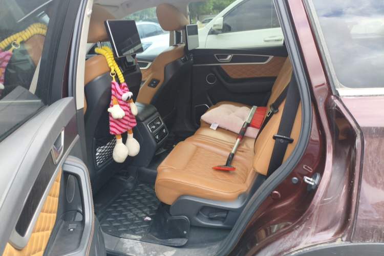 Used Hongqi HS7 2019 3.0T Automatic All-Wheel Drive Smart Connect Flagship Edition Left Rear Seat