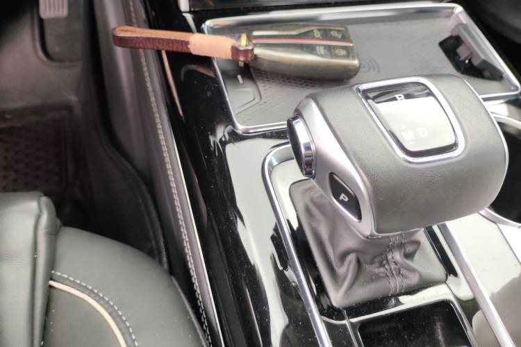 Used Hongqi HS7 2019 3.0T Automatic All-Wheel Drive Smart Connect Flagship Edition Gear Lever