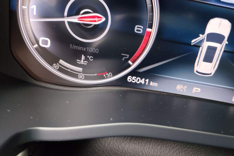 Used Hongqi HS7 2019 3.0T Automatic All-Wheel Drive Smart Connect Flagship Edition Odometer Close Up