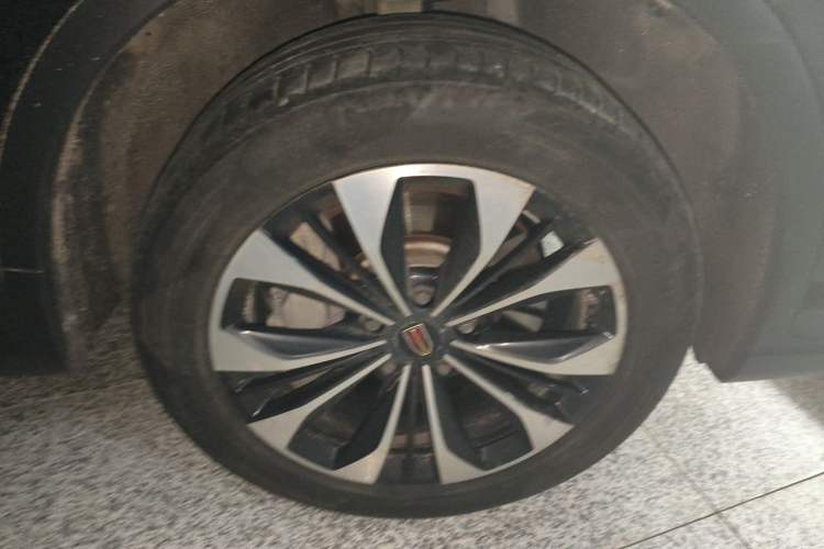 Used Hongqi HS7 2019 3.0T Automatic All-Wheel Drive Flagship Edition Right Front Wheel Hub