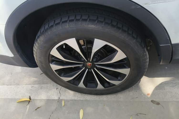 Used Hongqi HS7 2019 3.0T Automatic All-Wheel Drive Flagship Edition Right Rear Wheel Hub