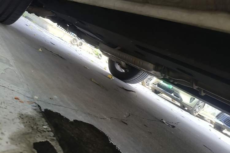 Used Hongqi HS7 2019 3.0T Automatic All-Wheel Drive Flagship Edition Right Side Sill
