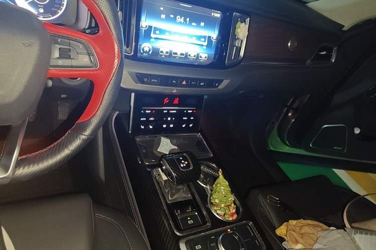 Used Hongqi HS7 2019 3.0T Automatic All-Wheel Drive Smart Connect Flagship Edition Audio And AC Panel