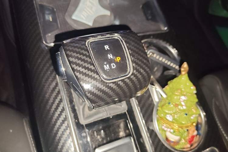 Used Hongqi HS7 2019 3.0T Automatic All-Wheel Drive Smart Connect Flagship Edition Gear Lever