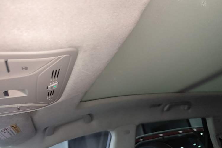 Used Hongqi HS7 2019 3.0T Automatic All-Wheel Drive Smart Connect Flagship Edition Headliner