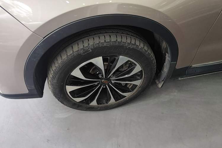 Used Hongqi HS7 2019 3.0T Automatic All-Wheel Drive Smart Connect Flagship Edition Left Front Wheel Hub