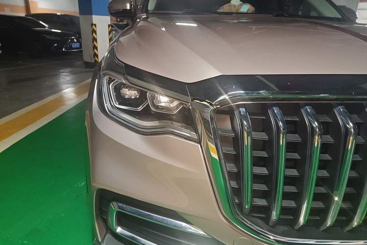 Used Hongqi HS7 2019 3.0T Automatic All-Wheel Drive Smart Connect Flagship Edition Right Front Headlight