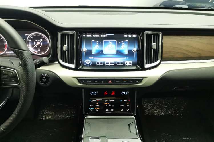 Used Hongqi HS7 2021 3.0T Automatic All-Wheel Drive Smart Connect Flagship Edition Audio And AC Panel