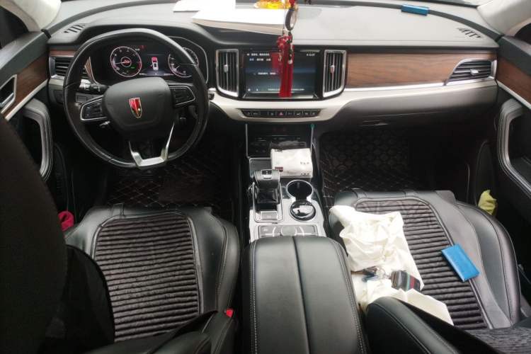 Used Hongqi HS7 2021 2.0T DCT Two-Wheel Drive Smart Connect Flagship Edition Audio And AC Panel