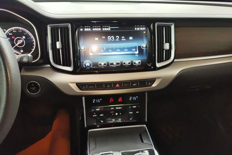 Used Hongqi HS7 2021 2.0T DCT Two-Wheel Drive Smart Connect Flagship Edition Audio And AC Panel