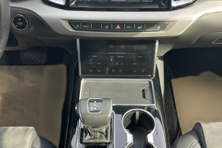 Used Hongqi HS7 2021 3.0T Automatic All-Wheel Drive Smart Connect Flagship Edition Audio And AC Panel
