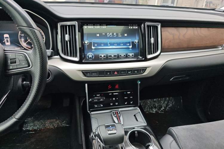 Used Hongqi HS7 2021 2.0T DCT Two-Wheel Drive Smart Connect Flagship Edition Audio And AC Panel