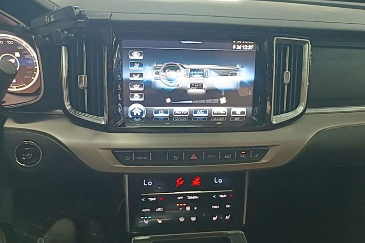 Used Hongqi HS7 2021 3.0T Automatic All-Wheel Drive Smart Connect Flagship Edition Audio And AC Panel