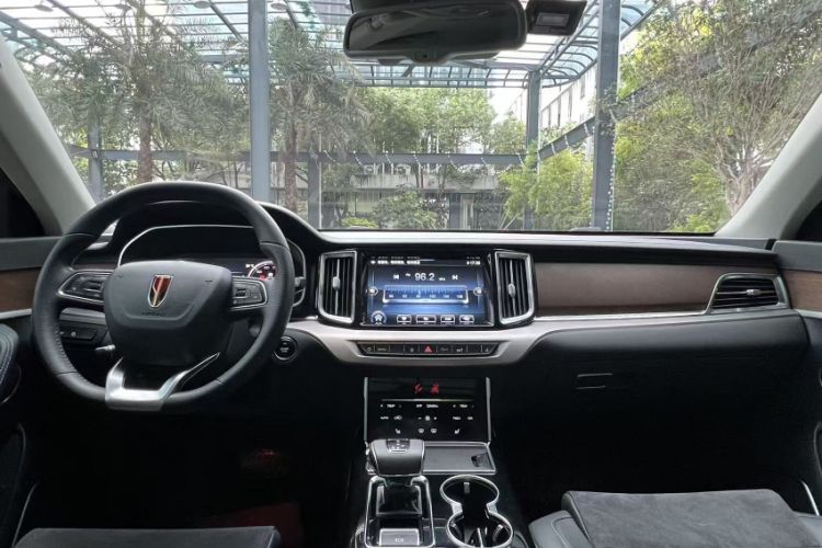 Used Hongqi HS7 2021 2.0T DCT Two-Wheel Drive Smart Connect Flagship Edition Audio And AC Panel