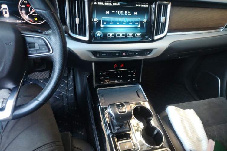 Used Hongqi HS7 2021 3.0T Automatic All-Wheel Drive Smart Connect Flagship Edition Audio And AC Panel