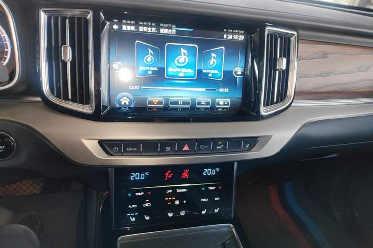 Used Hongqi HS7 2021 3.0T Automatic All-Wheel Drive Smart Connect Flagship Edition Audio And AC Panel
