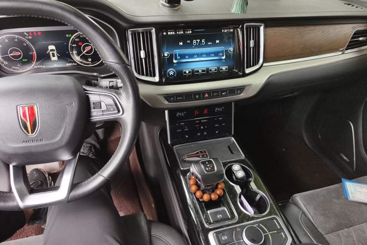 Used Hongqi HS7 2021 2.0T DCT Two-Wheel Drive Smart Connect Flagship Edition Audio And AC Panel