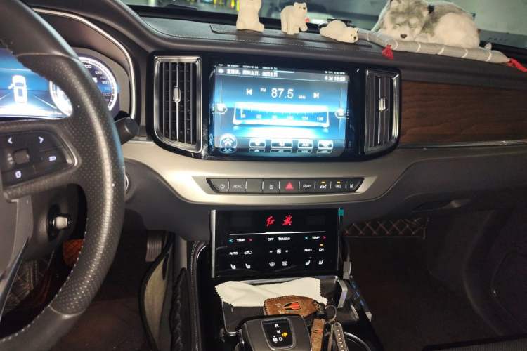 Used Hongqi HS7 2021 3.0T Automatic All-Wheel Drive Smart Connect Flagship Edition Audio And AC Panel
