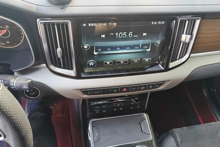 Used Hongqi HS7 2021 2.0T DCT Two-Wheel Drive Smart Connect Flagship Edition Audio And AC Panel