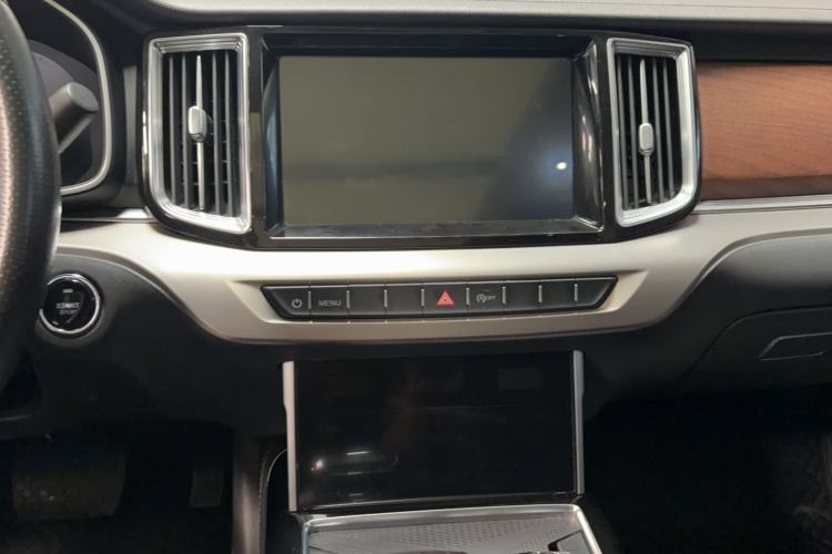 Used Hongqi HS7 2021 3.0T Automatic All-Wheel Drive ZhiLian Flagship Edition Audio And AC Panel
