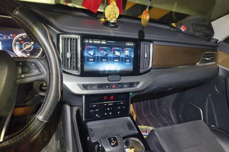 Used Hongqi HS7 2021 2.0T DCT Two-Wheel Drive Smart Connect Flagship Edition Audio And AC Panel
