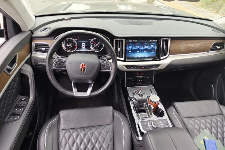 Used Hongqi HS7 2021 3.0T Automatic All-Wheel Drive Smart Connect Flagship Edition Center Console