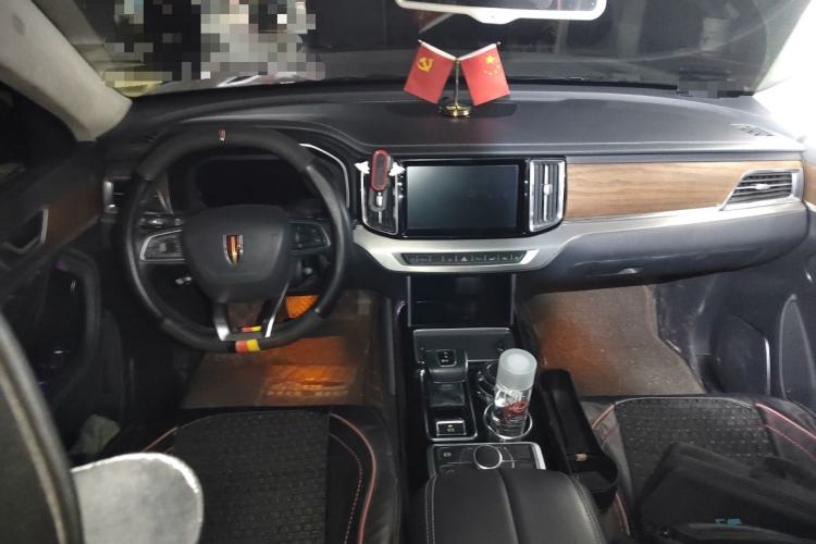 Used Hongqi HS7 2021 2.0T DCT Two-Wheel Drive Smart Connect Flagship Edition Center Console