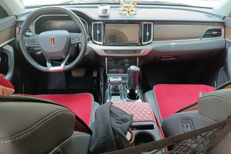 Used Hongqi HS7 2021 2.0T DCT Two-Wheel Drive Smart Connect Flagship Edition Center Console