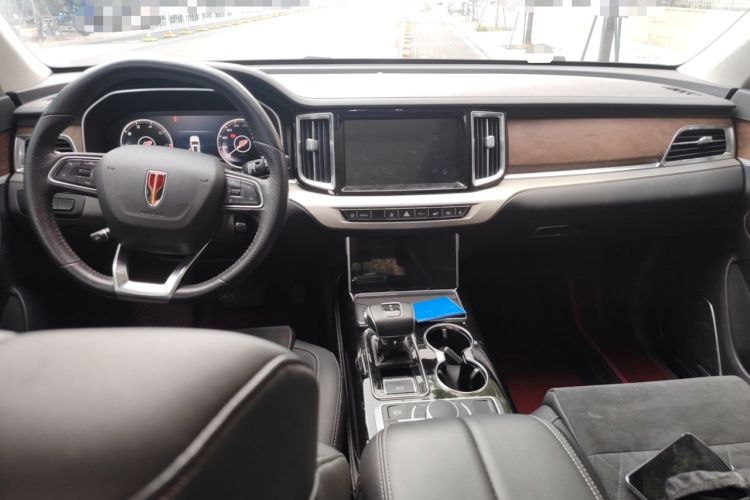 Used Hongqi HS7 2021 2.0T DCT Two-Wheel Drive Smart Connect Flagship Edition Center Console