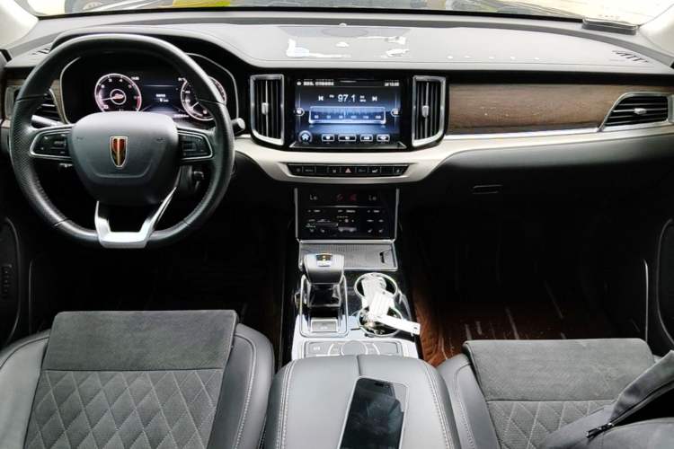 Used Hongqi HS7 2021 3.0T Automatic All-Wheel Drive Smart Connect Flagship Edition Center Console