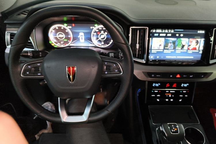 Used Hongqi HS7 2021 2.0T DCT Two-Wheel Drive Smart Connect Flagship Edition Center Console