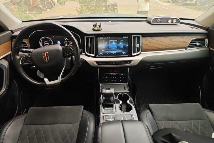 Used Hongqi HS7 2021 2.0T DCT Two-Wheel Drive Smart Connect Flagship Edition Center Console