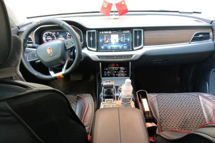 Used Hongqi HS7 2021 2.0T DCT Two-Wheel Drive Smart Connect Flagship Edition Center Console
