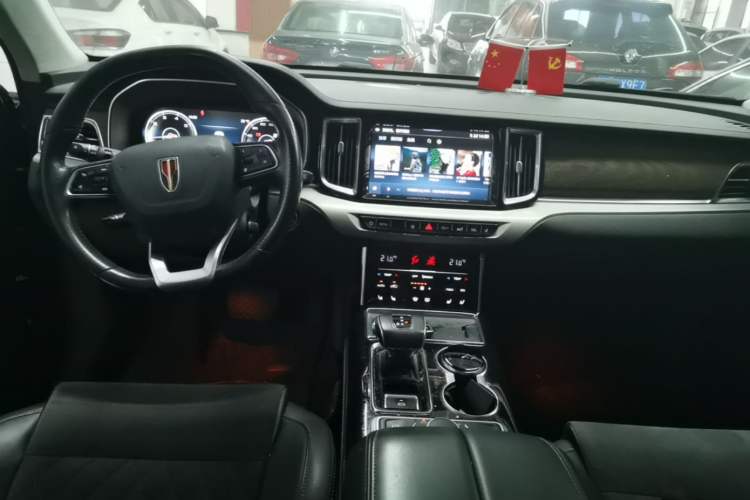 Used Hongqi HS7 2021 2.0T DCT Two-Wheel Drive Smart Connect Flagship Edition Center Console