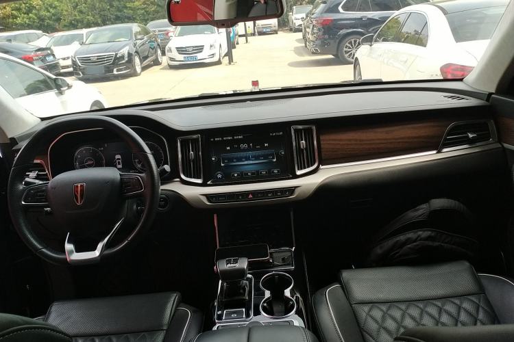 Used Hongqi HS7 2021 3.0T Automatic All-Wheel Drive Smart Connect Flagship Edition Center Console