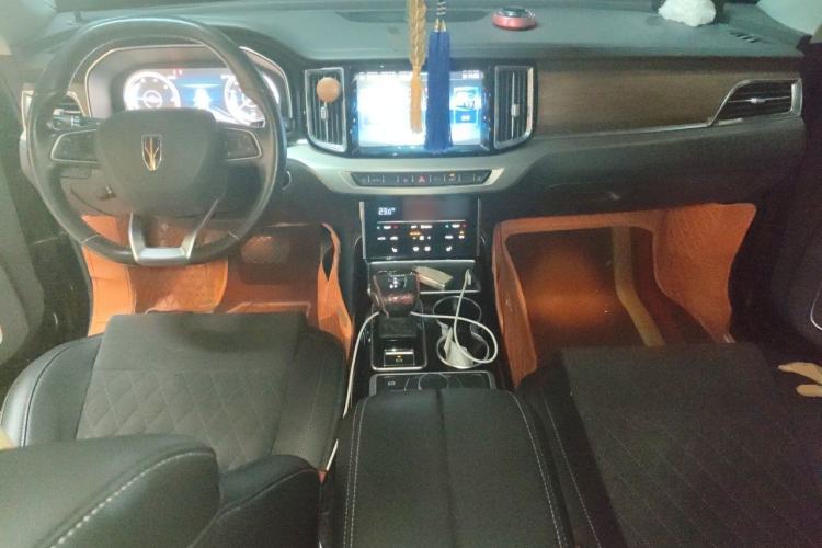 Used Hongqi HS7 2021 2.0T DCT Two-Wheel Drive Smart Connect Flagship Edition Center Console