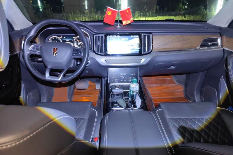 Used Hongqi HS7 2021 3.0T Automatic All-Wheel Drive Smart Connect Flagship Edition Center Console